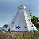 Teepee Corbu