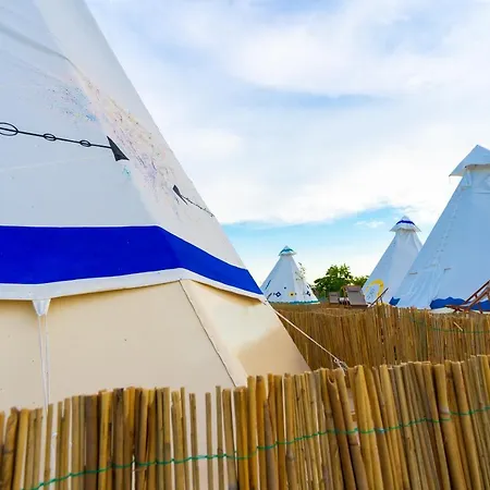 Luxury tent Teepee Corbu *