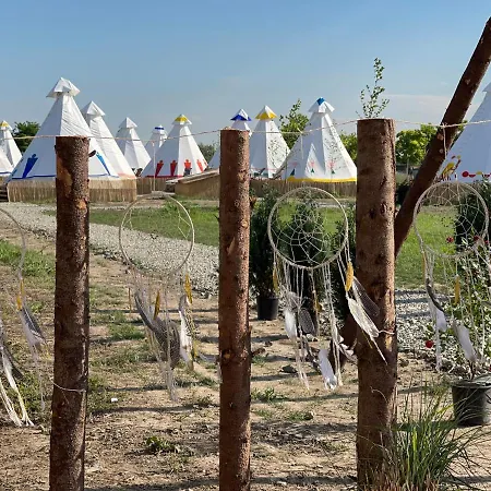 Teepee Corbu