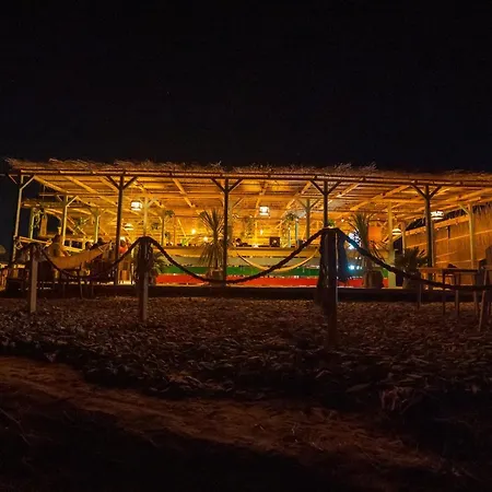 Campismo de Luxo Teepee Corbu *